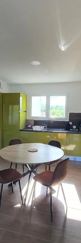appartement Oliviaaxelle，位于Venzolasca的酒店