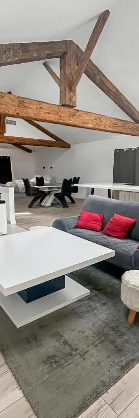 Douceur et détente Balneo，位于克莱蒙莱罗的酒店