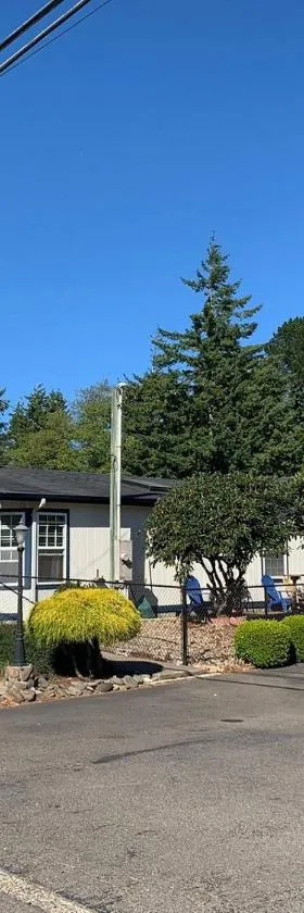 Ocean Breeze Motel，位于弗洛伦斯的酒店