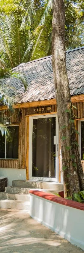 Falling Leaves Lodge，位于圣伊格纳西奥的酒店