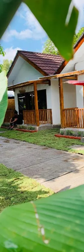 Anjani Larva Cottage - Homestay and Eatery，位于森纳儒的酒店