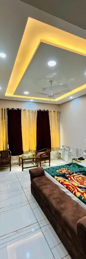 Hotel Park Hills，位于贾姆穆的酒店