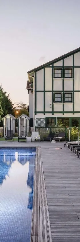Hotel Donibane Saint-Jean-de-Luz，位于圣让-德吕兹的酒店