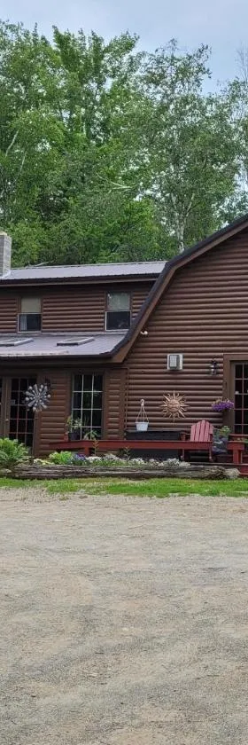 Silver Lake Inn，位于Lee的酒店