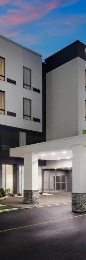 Courtyard by Marriott New Castle，位于纽卡斯尔的酒店