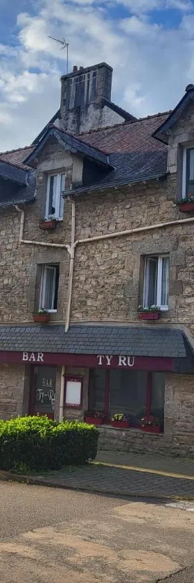 hôtel TY RU，位于贝隆河畔日克的酒店