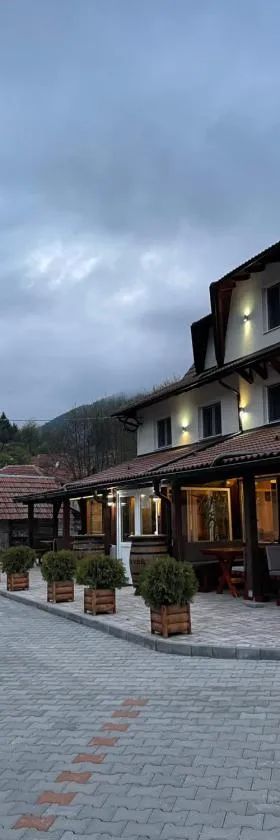 4 vodenice Brzeće B&B，位于布尔泽策的酒店