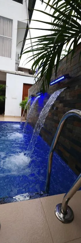 Hydel Palace Athirappilly by Bestinn Leisure，位于Athirappilly的酒店