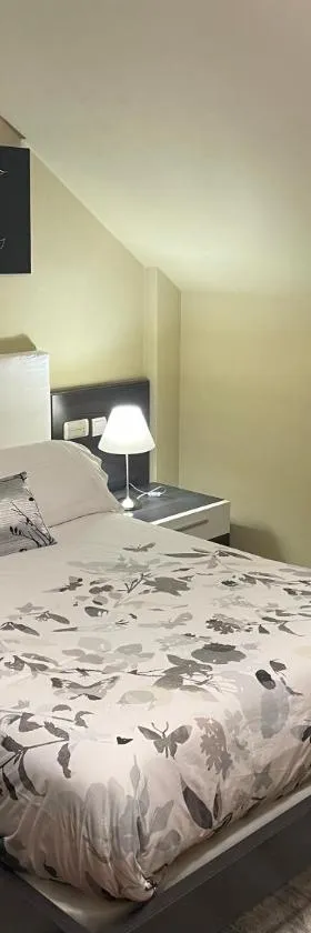 Habitaciones en chalet con jardín，位于布迪皮拉格斯的酒店