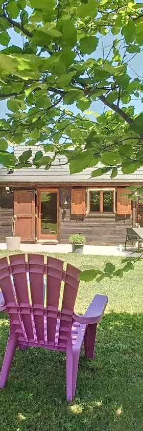 Chalet grand jardin, au calme, proche commerces，位于拉卡努尔格的酒店