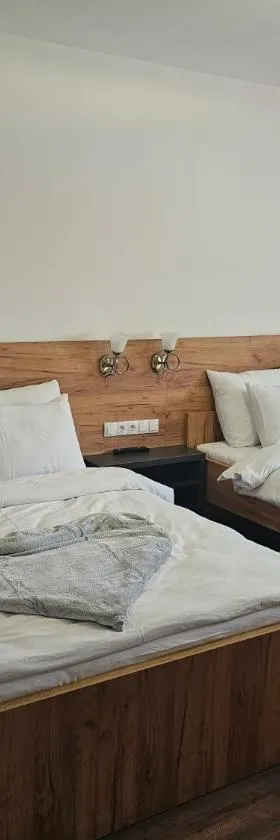 Hostel PREMIUM，位于Derventa的酒店