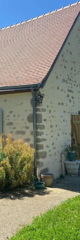Gîte dans le village 2 pers au calme，位于Briantes的酒店