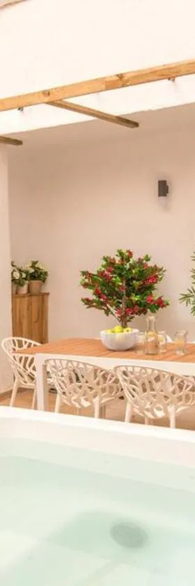 Casa para 8 personas con jardin，位于帕拉福尔斯的酒店
