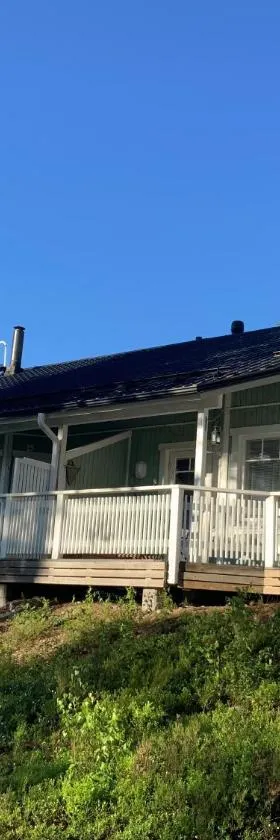 Saunaharju 5 järven rannalla，位于科林基拉的酒店
