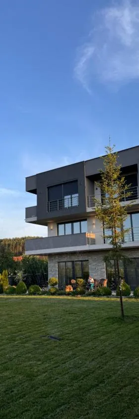 Papa Apartments，位于贝罗沃的酒店
