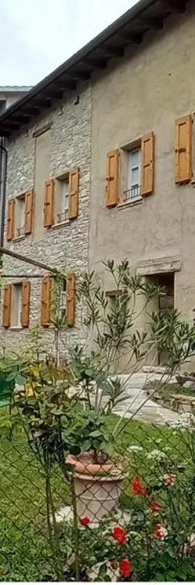 La Casa di LILLIA，位于蒙蒂新堡的酒店