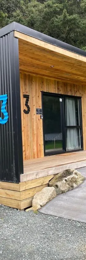 Highlander Farmstay - Cabins，位于旺阿雷的酒店