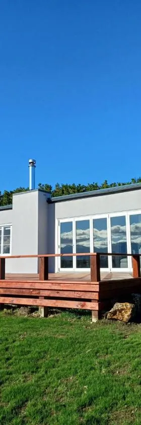 Mt Highfield Farm Cottage，位于Waiau的酒店