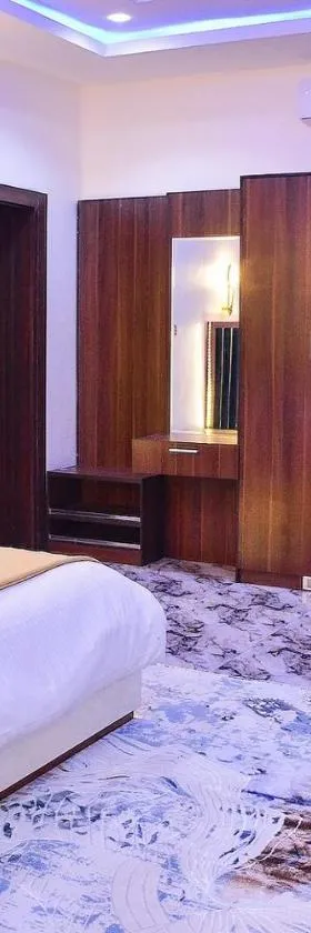 RKD Suites，位于阿沙巴的酒店