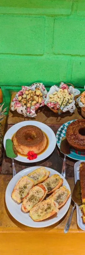 Pousada casa de fadas，位于蒂拉登特斯的酒店