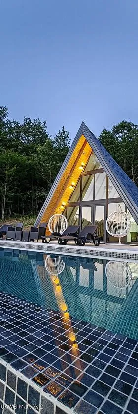 UNA RESORT，位于波斯尼亚克鲁帕的酒店