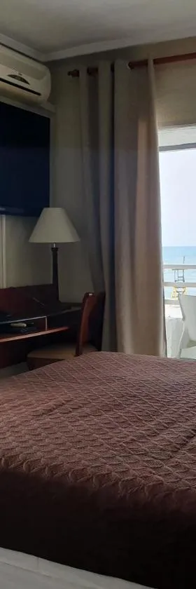 Hotel Polamar，位于圣波拉的酒店