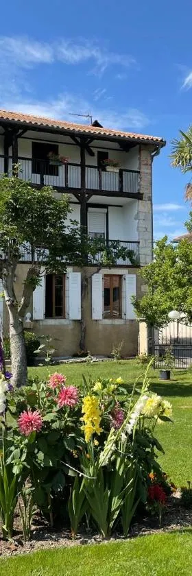 La Maison d'Amalaurille，位于圣戈当的酒店