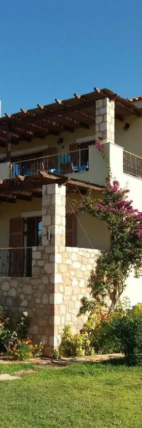 “Villa Othon-Leni”，位于Paralia Demonias的酒店