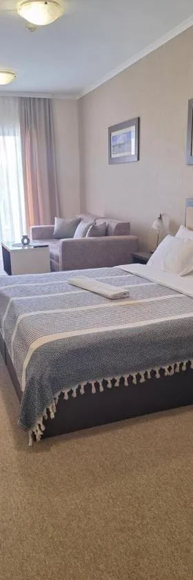Garni Hotel Ema，位于克拉古耶瓦茨的酒店