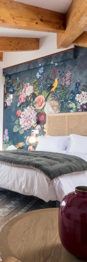Christine Boutique Hotel，位于厄尔巴拉克的酒店