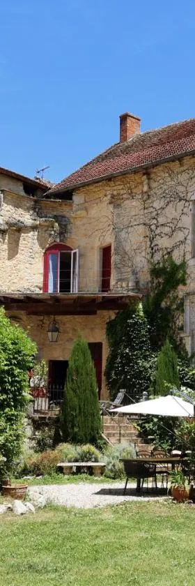 Château de St Chamarand - Grand & Petit Gîtes，位于Saint-Chamarand的酒店
