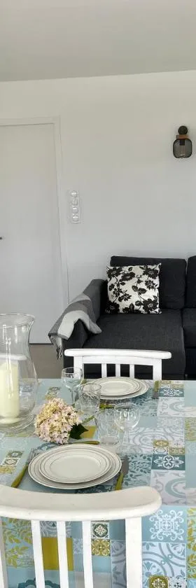 Appartement près de la mer，位于拉尔莫普拉格的酒店
