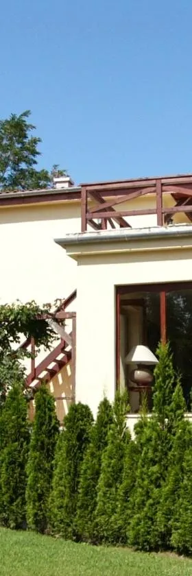 Vacation home near Budapest, ideal for Hungaroring，位于勒亚尼法鲁的酒店