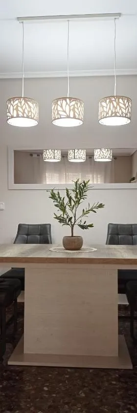 Feriado, apartamento con parking incluido，位于塞利亚的酒店