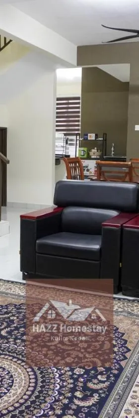 HAZZ Homestay 4 Bedrooms，位于居林的酒店