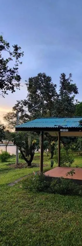 Holiday Resort Rimping，位于Ban Nong Khong的酒店