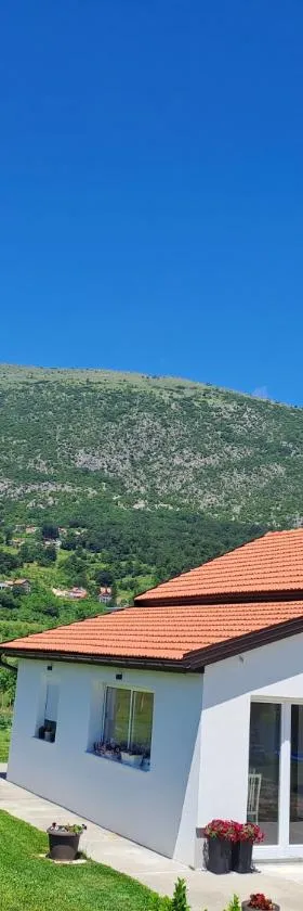 Vikendica Bruše，位于Jaklići的酒店