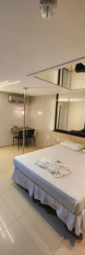 Henry's Motel，位于阿尔科韦迪的酒店