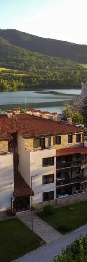 Pravets Lake Panorama Apartments，位于普拉韦茨的酒店