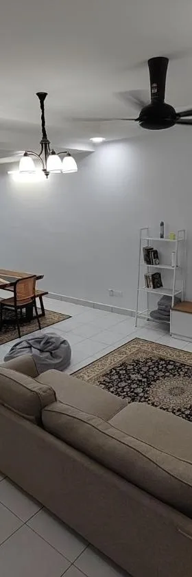 Homestay in manjung pr1ma segari-Melayu only，位于卢穆特的酒店