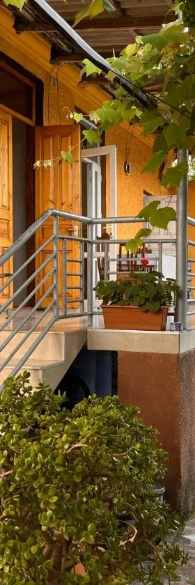 საოჯახო სასტუმრო დეა，位于阿纳克利亚的酒店