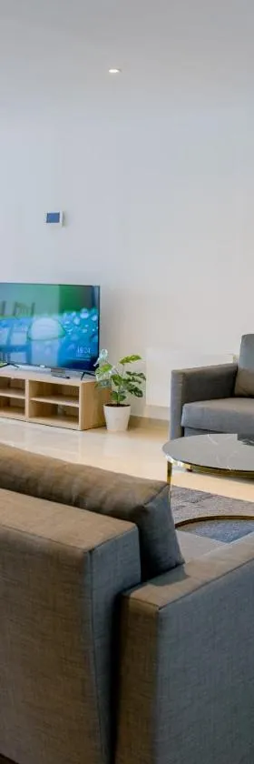 Residence VELOURS avec terrasse , jardin et parking，位于马恩河畔的尚格尼的酒店