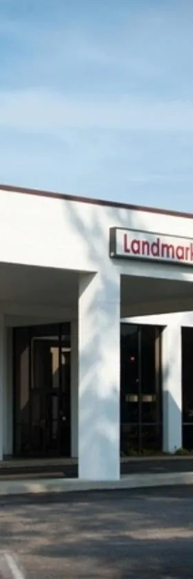 Landmark Inn，位于哈茨维尔的酒店