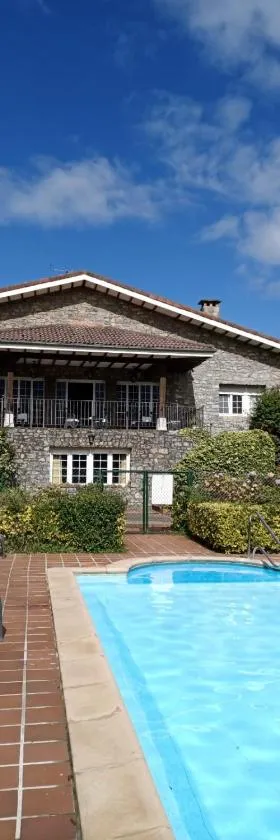 Hotel Los Caspios，位于科伦加的酒店