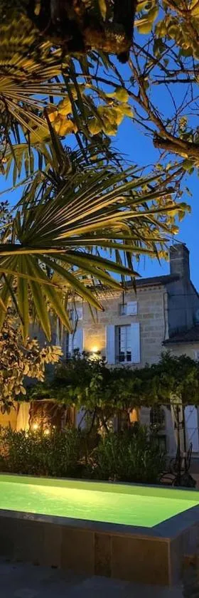 B&B Clos Emilion et table d'hôte en option，位于Vignonet的酒店