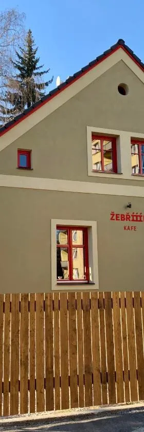 Žebřík postel Sušice，位于苏希采的酒店