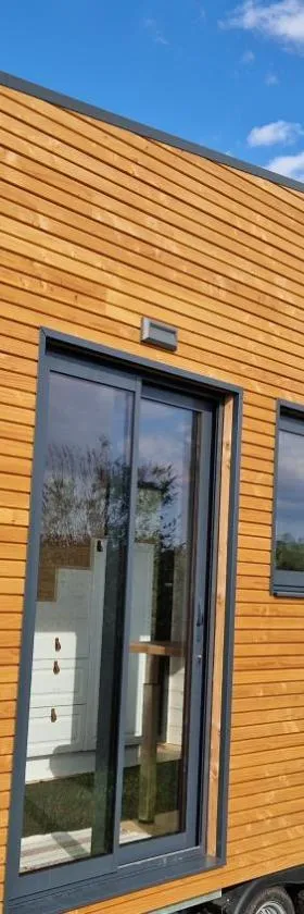 La Tiny House de Clem，位于菲雅克的酒店