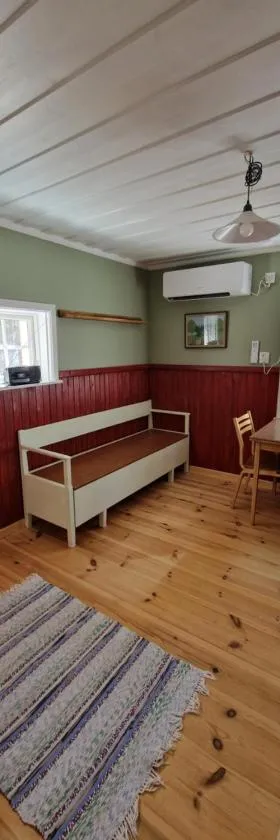 Traditional Logcabin，位于阿尔维斯尧尔的酒店