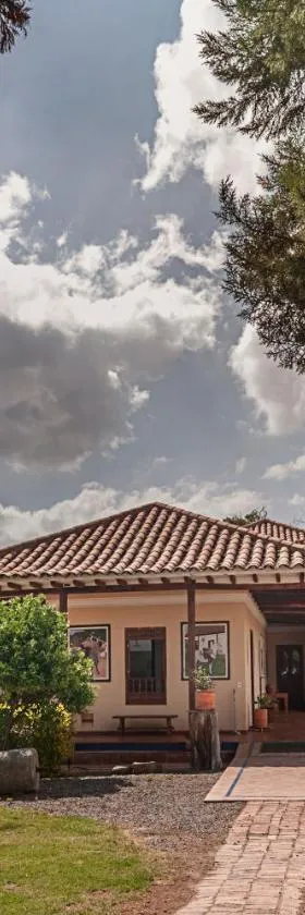Hotel Marquesa de Pinares，位于蒂瓦索萨的酒店
