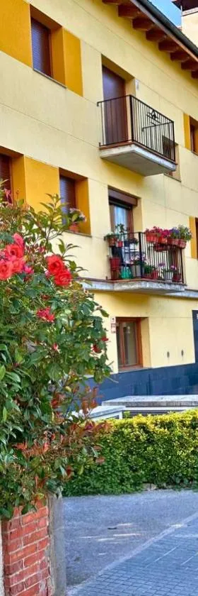 Cal Harrys - La Mejor Casa de vacaciones en Pyrenees con Vistas a la Montaña，位于圣巴勃罗-德塞古列斯的酒店